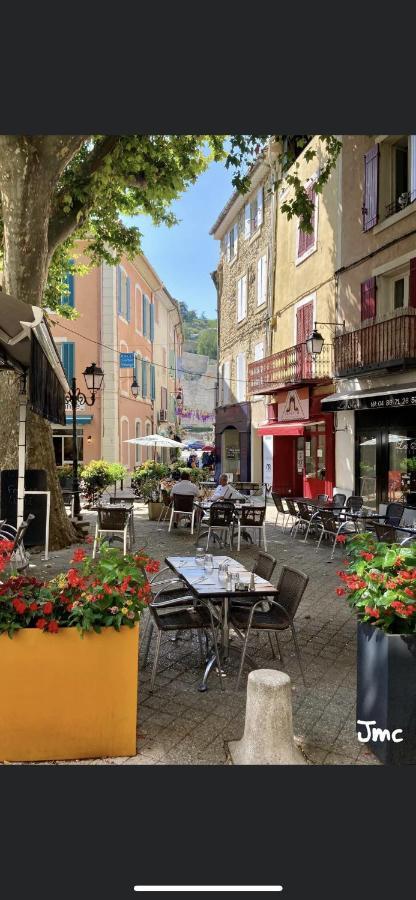 Veritable D'hotel! * Orange (Vaucluse)